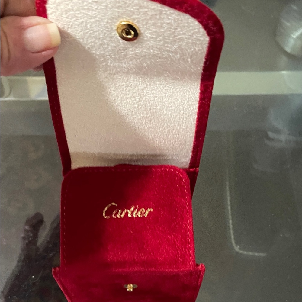 Cartier Red Velvet Watch Case with pillow - Picture 2 of 6